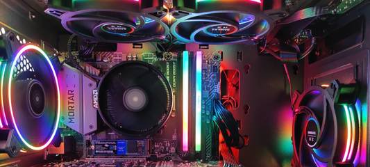 校園電腦軟硬件服務(wù)中心 技術(shù)支持的守護者